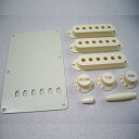 Montreux Selected Parts 462 ストラト用パーツセットノブ パネル ピックアップカバー インチ/ミリ共用 ヴィンテージイエロー