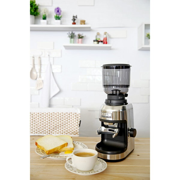 【中古】【非常に良い】三菱電機 IHジャー炊飯器 本炭釜 KAMADO 5.5合炊き プレミアムホワイト NJ-AW106-W w17b8b5