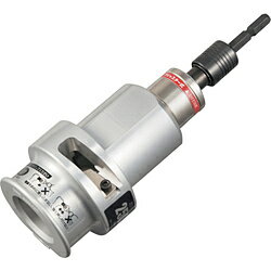 ■同スケア（［［MM2］］）ならアダプタ（3種付属）と刃の取付位置を選ぶことでIV、EM IE/F、HIV、KIV線に対応です。■アダプタは電線種類別にわかりやすく色分けし対象電線の記号も刻印、ワンタッチで交換可能です。■アジャスター式で任意の剥き幅を設定可能です。■替刃交換式で、調整なし、ネジ1本で簡単交換できます。■充電式ドリルドライバーに取付けて簡単スピーディに剥くことが可能です。■手動でも剥きやすいよう、指掛かりのある本体デザインです。【用途】・IV、EMIE/F、HIV、KIV線の被覆はがしに。【仕様】・適合電線： IV線/HIV線、EM IE/F線・全長（mm）： 167・適合ケーブルサイズ（［［MM2］］）： 250・ストリッピング能力（mm）： 36～51・幅（mm）： 58・奥行（mm）： 58・高さ（mm）： 167・適合替刃： L・剥き幅（mm）： 36～51・適応ケーブルサイズ（mm［［の2乗］］）： 250・対応ドライバー： 3.6V※クラッチの状態でご使用ください【材質／仕上】・本体： アルミ・刃： スチール【セット内容／付属品】・同スケア アダプタ3種（250、325はKIV除く2種）セット内容●同スケア アダプタ3種同スケア（［［MM2］］）ならアダプタ（3種付属）と刃の取付位置を選ぶことでIV、EM IE/F、HIV、KIV線に対応です。