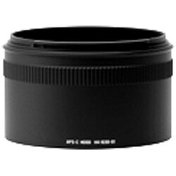 「APO 50-500mm F4.5-6.3 DG OS HSM」付属のフードアダプター。APS-Cセンサー搭載カメラ使用時にレンズとフードの間に装着することでより効果的にフードをご使用いただけます。「APO 50-500mm F4.5-6.3 DG OS HSM」付属のフードアダプター。APS-Cセンサー搭載カメラ使用時にレンズとフードの間に装着することでより効果的にフードをご使用いただけます。