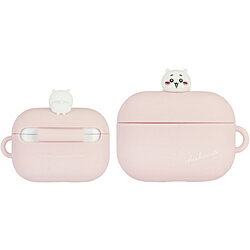 「ちいかわ」デザインのかわいいマスコット付き！ AirPodsPro(第2世代)対応シリコンケースです。■素材全面を覆うシリコーン素材を用いた、ソフトタイプのケースです。傷を防ぎ、軽微な振動や衝撃から守ります。■ボールチェーン付き持ち運びやすいボールチェーン付きです。■ケースを取り付けたまま充電が可能※充電LEDの確認はできません。※ワイヤレス充電には対応しておりません。■スピーカーホール有りケース下部のスピーカーホール部分が開いている仕様です。■注意事項ストラップホール部分は開いておりません。AirPodsPro(第2世代)に搭載のストラップループは使用できなくなります。予めご了承ください。■その他AirPods Pro(第1世代)に装着することも可能です。対応機種AirPods Pro 2「ちいかわ」デザインのかわいいマスコット付き！ AirPodsPro(第2世代)対応シリコンケースです。