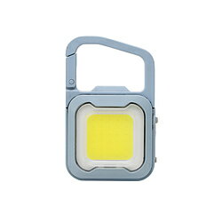 ウォーキング・アウトドア・ペットのお散歩に。小さいのに驚きの明るさで大活躍！小さいのに驚きの明るさで大活躍！カラビナ・クリップ・マグネットで簡単取付！本体サイズ：W45×D24×H72mm重量：約45g電球：6W LED(設計寿命4万時間)明るさ：600ルーメン（明るさ強の場合）内臓電池：リチウムイオン電池 3.7V/500mAh充放電サイクル：500回充電時間：2時間USB端子：Type-C設置場所：屋内 / 屋外付属品：USBケーブル（充電用）約25cm×1 ※USB充電器は付属しておりません。本体サイズ（高さ×幅×奥行）72×45×24mm本体重量45g明るさ600ルーメン（明るさ強の場合）調光機能有電源6W LED充電時間2時間連続使用時間1時間(満充電時)耐水耐塵IP65付属品USBケーブル（充電用）約25cm×1 ※USB充電器は付属しておりません。暗闇に絶対負けない、本気の明るさ。いつでもいっしょ！ぴかりMINI LIGHT(充電式)