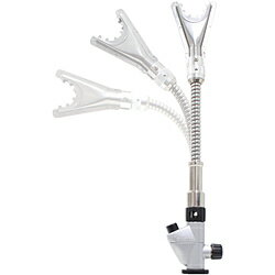 ■曲げ角度90度・全方向自由自在の火口を搭載（フレキ部98mm）しています。■リング火口部が360度回転します。■管を挟みつけ加熱する形状のため、作業がスピーディーです。■逆火防止機構により内部燃焼を防ぎ、フレキパイプが保護されています。【用途】・管材のはんだ・ロウ付け、塩ビ管加工に。【仕様】・炎温度（℃）： 800～2100・発熱量（kcal/h）： 3396・燃焼時間（分/缶）： 90・火口外径（mm）： 58×15.5・タイプ： リング炎・寸法（mm）： 350×68×φ32・7/8インチ管（22.2mm）対応・ボディ： 亜鉛ダイカスト・火口： ステンレス【注意】・この商品にはボンベが付属されていません。・高圧の可燃性液体ガスが入っています。・温度が40度以上となるファンヒーター・ストーブなどの付近や直射日光のあたるところ（窓際・車中）に置かないで下さい。破裂の危険があります。曲げ角度90度・全方向自由自在の火口を搭載（フレキ部98mm）しています。