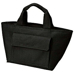●シンプルな舟形の保冷ランチバッグです。●外側に小物を入れられるポケット付きです。また、内側にメッシュポケットもあるので、夏場は保冷剤を入れることもできます。●口の部分を閉めておけば、バッグの中身が見えにくく飛び出しも防止できて安心です。●保冷作用があるので、特に暑い時期におすすめです。メンズお弁当箱も入る、少し大きめサイズ