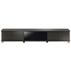 ■タイプ：CLOSEタイプ■TV対応インチ：～70V型■本体重量：25kg■耐荷重：60kg■寸法：W1770mmD390mmH318mm■仕様・強化ガラス＋飛散防止フィルム貼りのダブルセイフティー・ガラス扉＋木扉収納スペース・2色付け替えキャスター（シルバー/クロ）■付属品・テレビ転倒防止部品・キャスタートレイ本体サイズ(幅×高さ×奥行)mm1770×318×390総耐荷重60kg本体重量25kg付属品・テレビ転倒防止部品・キャスタートレイ横幅の伸縮伸縮不可コーナー設置対応コーナー設置非対応回転台回転台なしデザイン性と収納性を高めたAVラックの新しいスタイル！