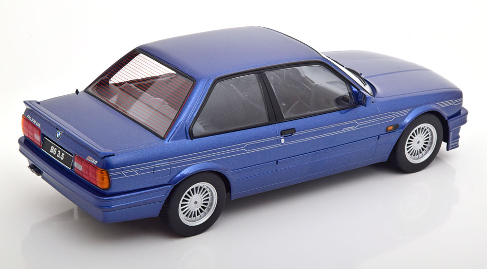 ディー・ティー・ダブリューのKK Scale 1/18 ミニカー ダイキャストモデル 1988年モデル BMW - 3-SERIES ALPINA B6 3.5 (E30) 1988｜アングル2