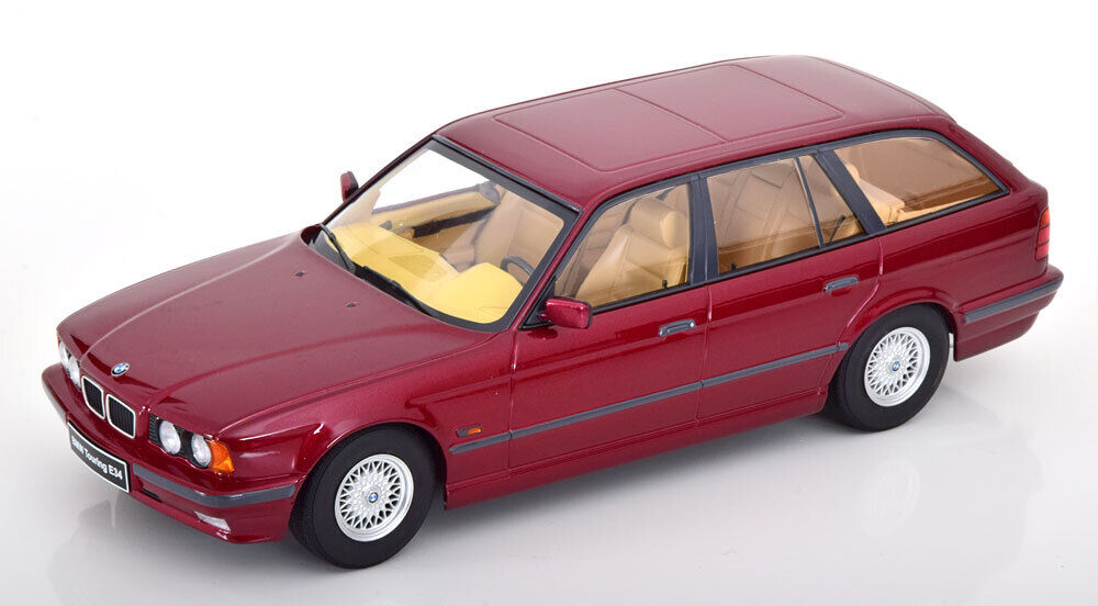 BMW - Triple9 1/18 ミニカー ダイキャストモデル 1996年モデル BMW - 5-SERIES TOURING (E34) SW STATION WAGON 1996 レッドメタリック
