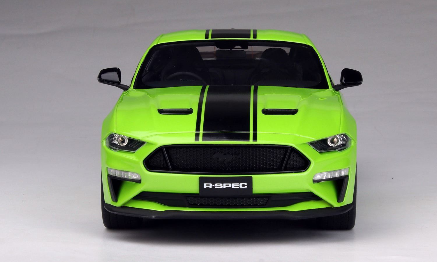 GT Spirit 1/18 ミニカー レジン プロポーションモデル 2020年モデル フォード マスタング 2020 FORD MUSTANG R-SPEC - RHD Grabber Lime ライムグリーン