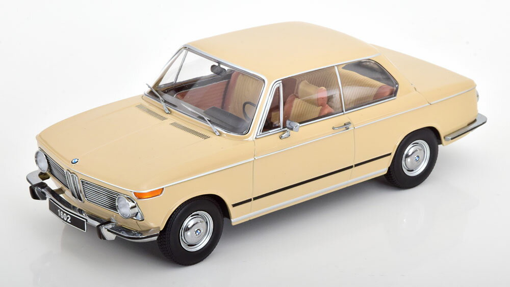 KK Scale 1/18 ミニカー ダイキャストモデル 1971年モデル BMW 1602 1-SERIES 1971 ベージュ