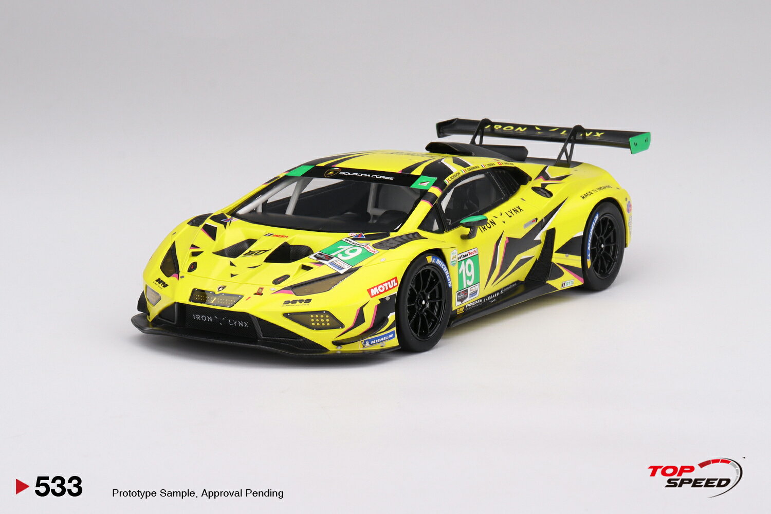 Top Speed 1/18 ミニカー レジン プロポーションモデル 2023年デイトナ24時間 ランボルギーニ LAMBORGHINI - HURACAN GT3 EVO2 TEAM IRON LYNX No.19 IMSA 24h DAYTONA 2023 C.SCHIAVONI - R.INEICHEN - F.PERERA - R.GIAMMARIA