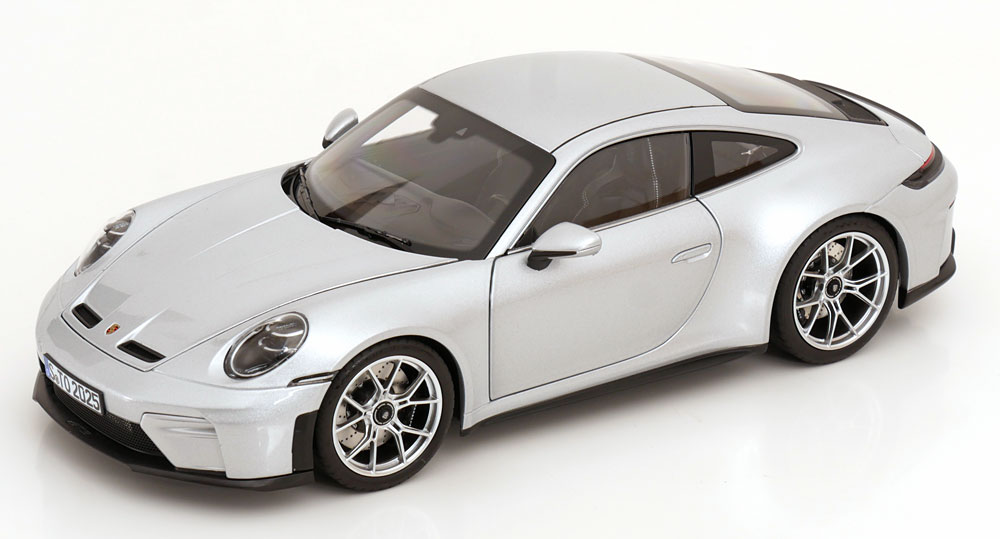 楽天市場】ミニカー 1／18 ポルシェ gt3の通販