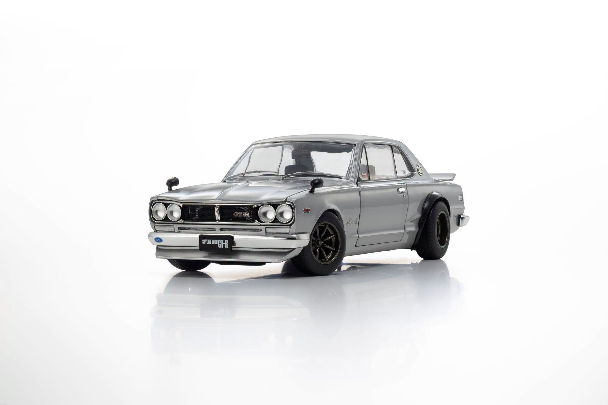 楽天市場】1／18 nissan skyline 2000 gt－r (kpgc10)の通販