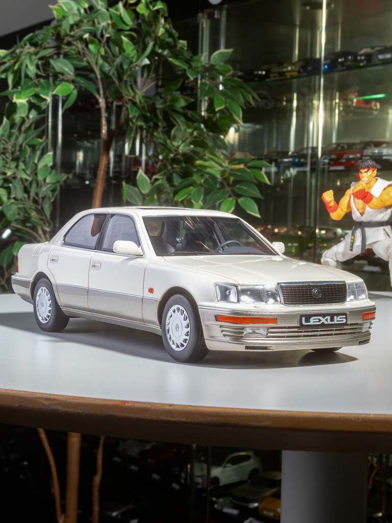 楽天市場】レクサス LS ミニカー（ミニカー・トイカー｜車）：乗り物の