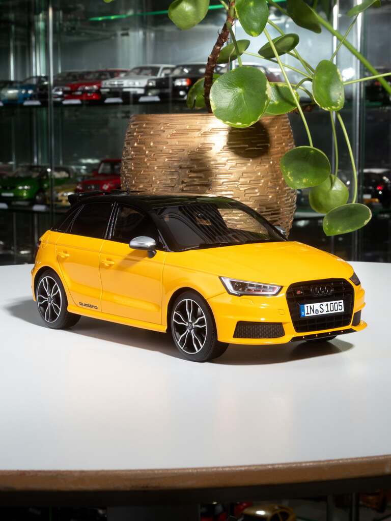 楽天市場】audi 1／18 ミニカーの通販