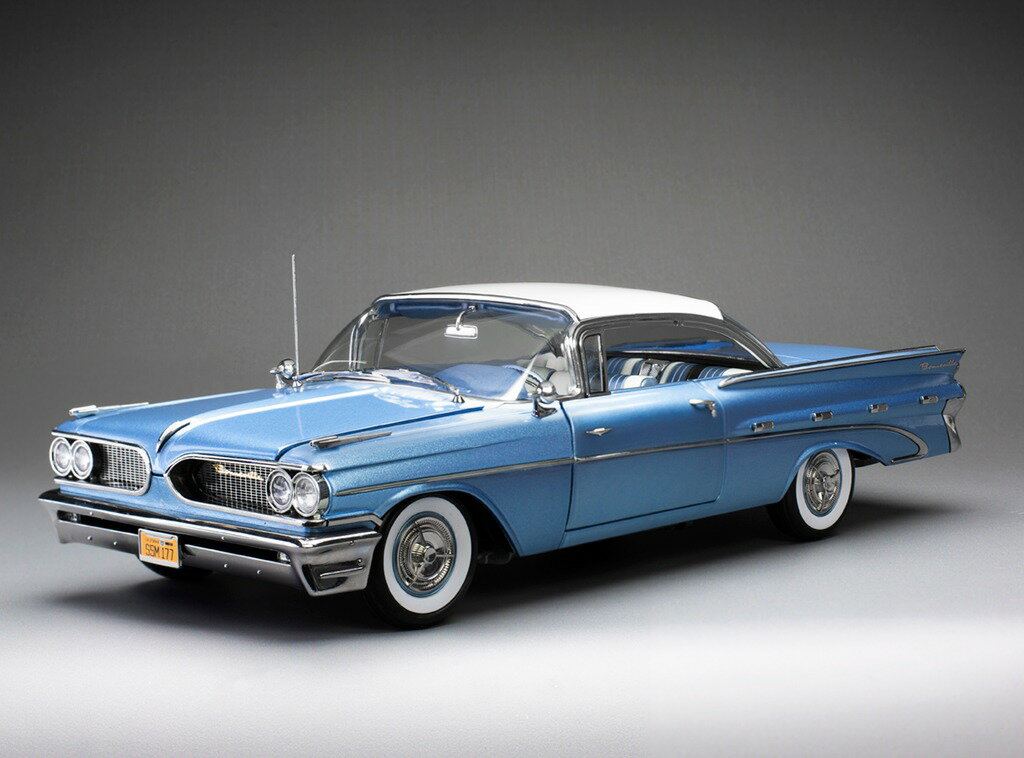 Sun Star 1/18 ミニカー ダイキャストモデル 1959年モデル ポンティアック Pontiac Bonneville Hardtop バンガードブルーメタリック