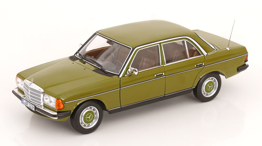 Mercedes Benz - Mercedes Benz AG ディーラーアクセサリーモデル Norev ノレヴ 1/18 ミニカー ダイキャストモデル 1976年モデル メルセデスベンツ MERCEDES BENZ - E-CLASS 200 (W123) 1976 グリーン