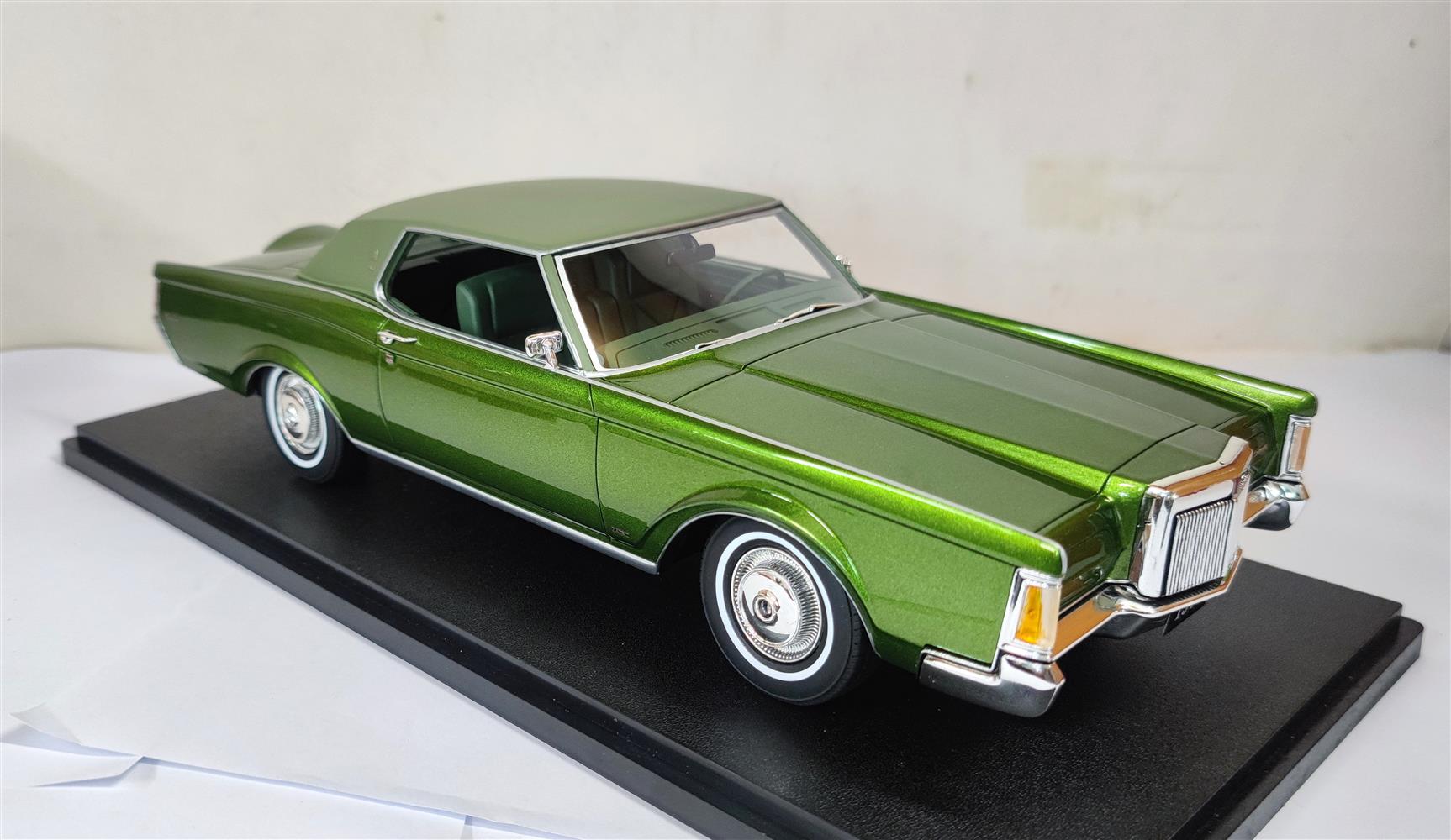 Lincoln - Cult Models カルトモデル 1/18 ミニカー レジン プロポーションモデル 1971年モデル リンカーン LINCOLN - CONTINENTAL MKIII 1971 - ツートングリーンメタリック