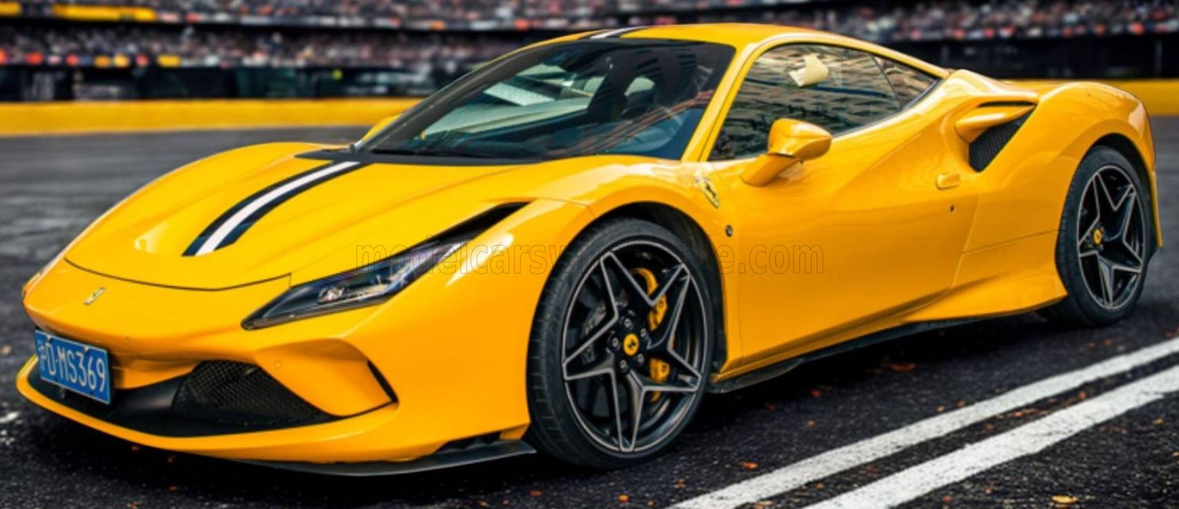乐天商城 - BBR 1/18 ミニカー レジン プロポーションモデル 2019年モデル フェラーリ F8 トリブート FERRARI - F8 TRIBUTO USA STRIPE 2019 - GIALLO TRISTRATO イエローメタリック