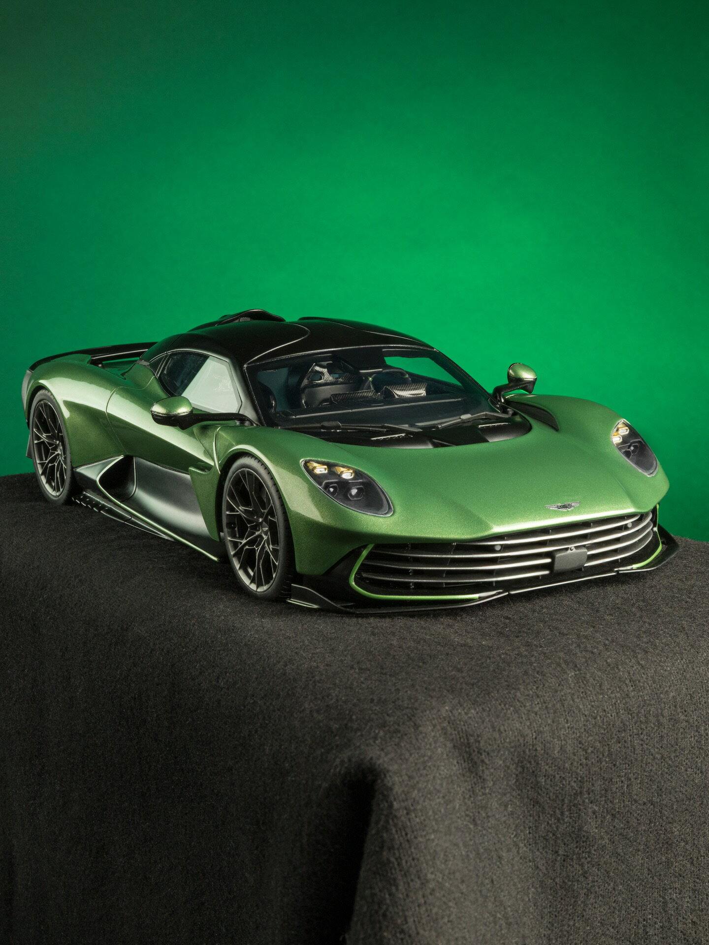 GT Spirit gts558 1/18 ミニカー レジン・プロポーションモデル 2025年モデル アストンマーチン ASTON MARTIN - VALHALLA 2025 グリーンメタリック