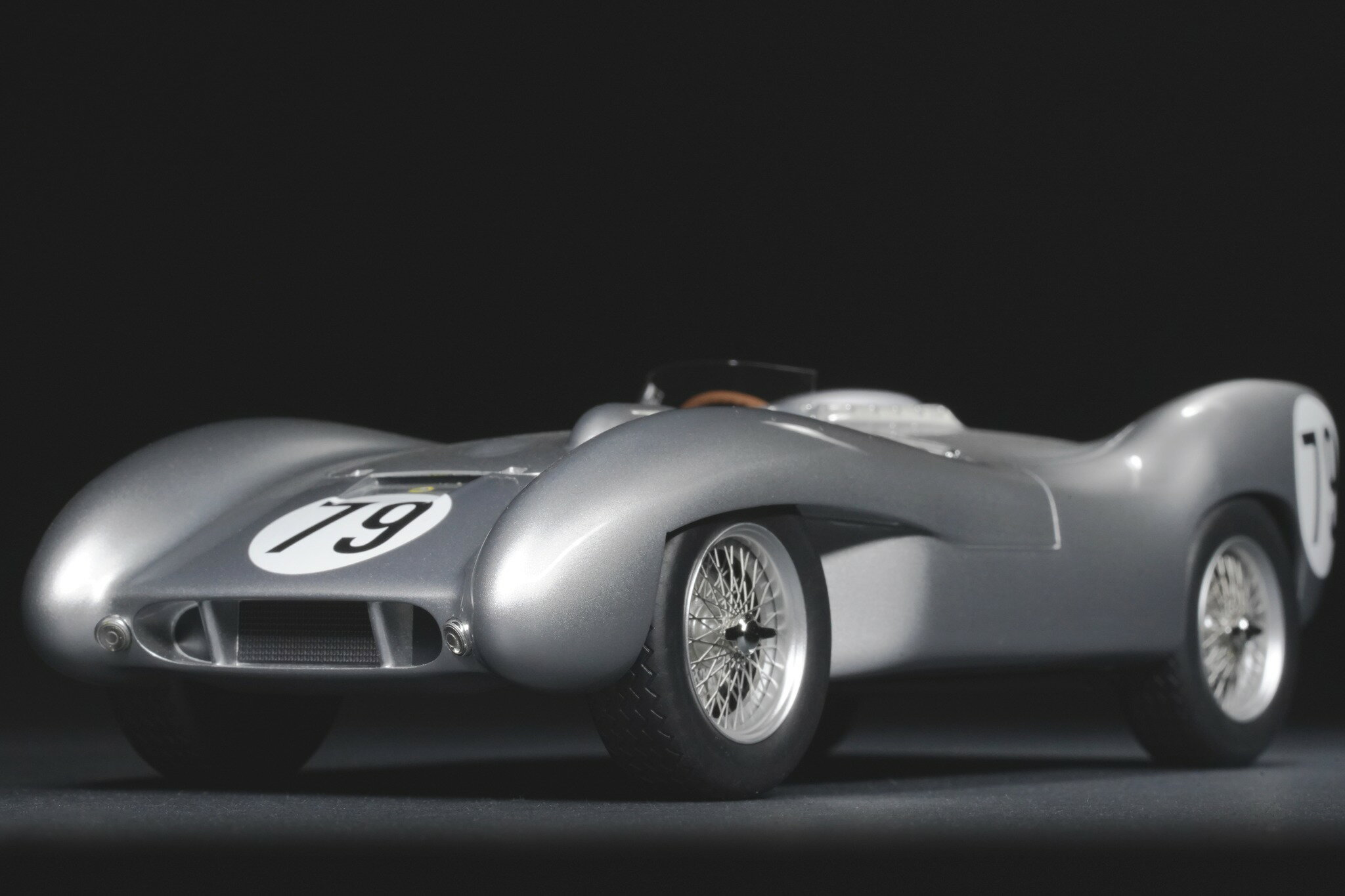 乐天商城 - Tecnomodel テクノモデル 1/18 ミニカー レジン プロポーションモデル 1955年セブリング12時間 ロータス LOTUS - MARK IX No.79 12h SEBRING 1955 F.MILLER - G.RABE