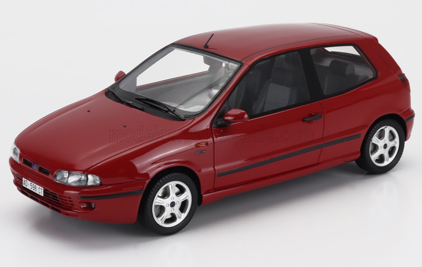 Mitica 1/18 ミニカー レジン プロポーションモデル 1995年モデル フィアット FIAT - BRAVO HGT 1-SERIE 1995 - ROSSO SMALTO 169 RED レッド（カラーコード 169）