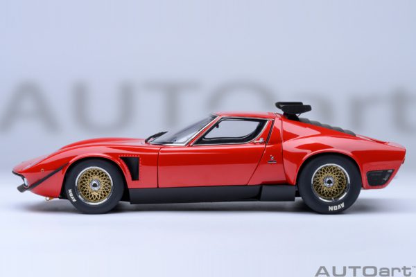 AUTOart オートアート 1/18 ミニカー コンポジットダイキャストモデル 1970年モデル ランボルギーニ Lamoborgini Miura SVR JOTA イオタ レッド
