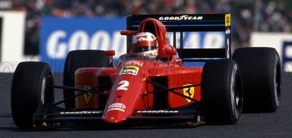 GP Replicas 1/18 ミニカー レジン プロポーションモデル 1990年ポルトガルGP 優勝モデル フェラーリ FERRARI - F1 641/2 No.2 WINNER PORTUGAL GP (with pilot figure) 1990 NIGEL MANSELL ナイジェル・マンセル ドライバーフィギュア付き