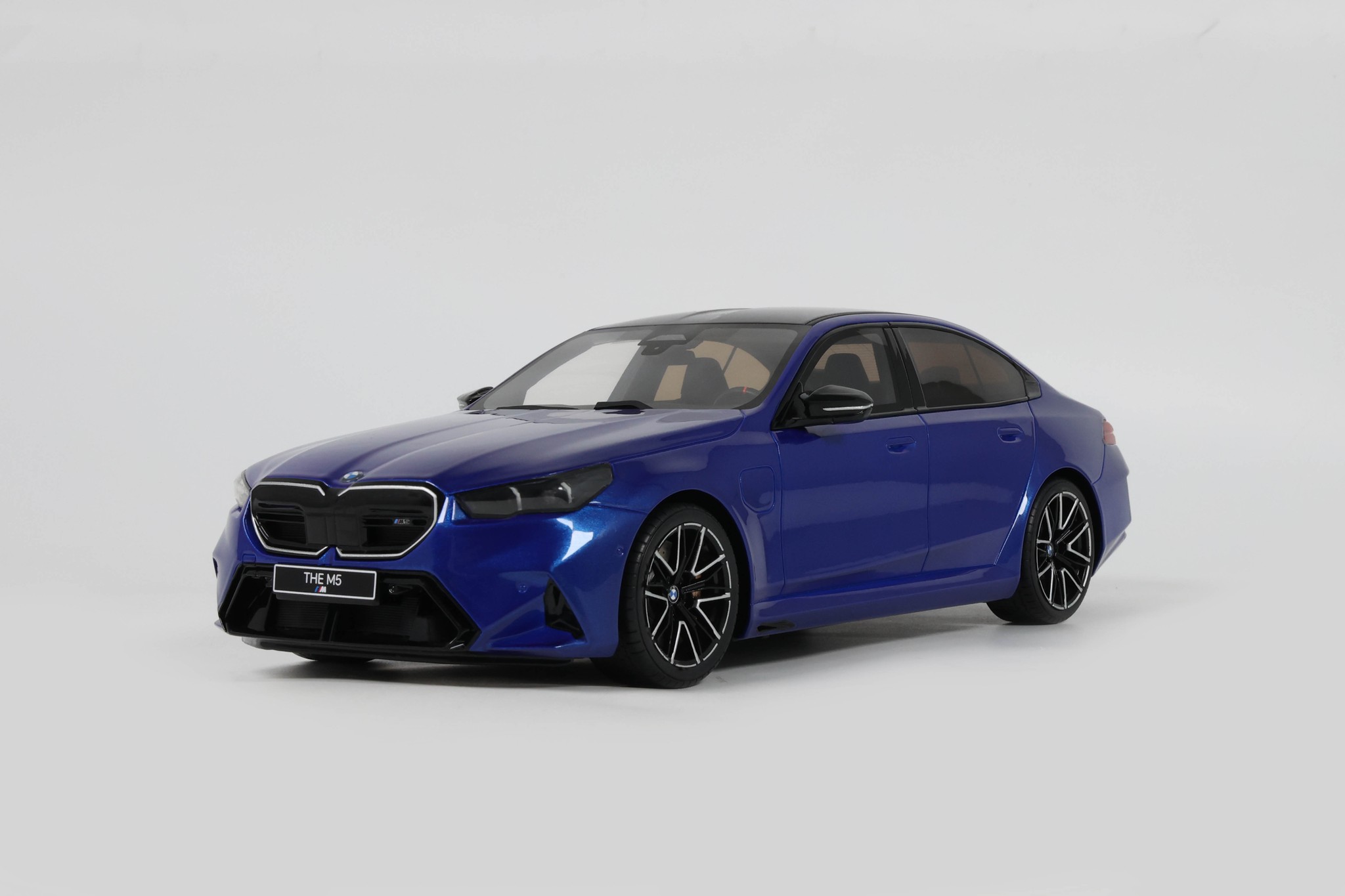 京商 BMW 545i ツーリング 1/18 ミニカー ブルー 5シリーズ(京 京商 BMW 545i ツーリング 1/18 ミニカー ブルー 5シリーズ(京