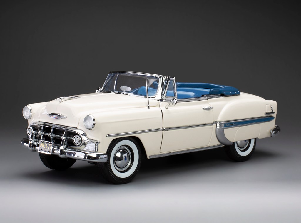 Sun Star サンスター 1/18 ミニカー ダイキャストモデル 1953年モデル シボレー CHEVROLET - BEL AIR OPEN ROOF CONVERTIBLE 1953 ホワイト