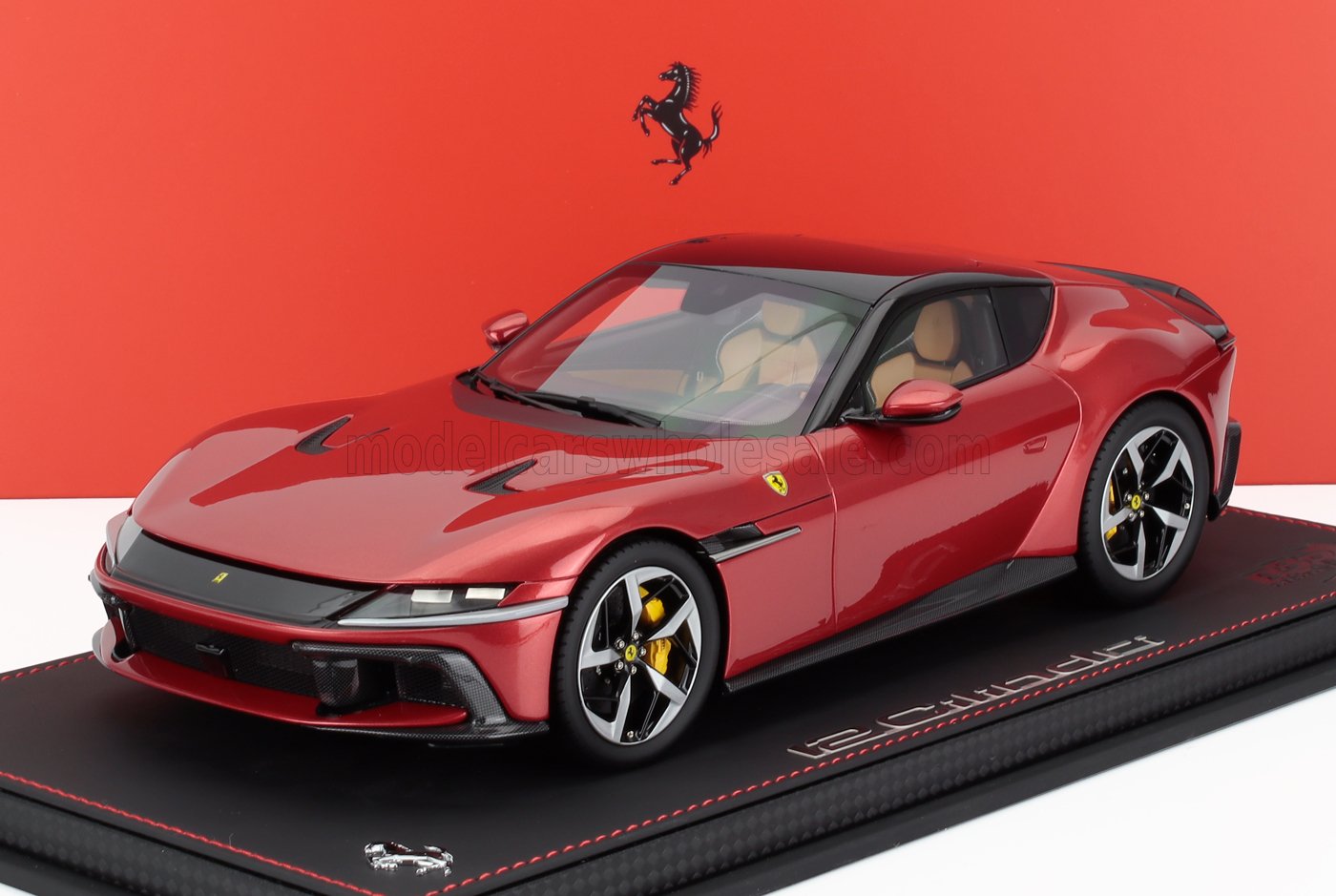 Rakuten - BBR 1/18 ミニカー レジン プロポーションモデル 2024年モデル フェラーリ FERRARI - 12 CILINDRI V12 830cv PANORAMIC ROOF 2024 ROSSO IMOLA イモラレッドメタリック