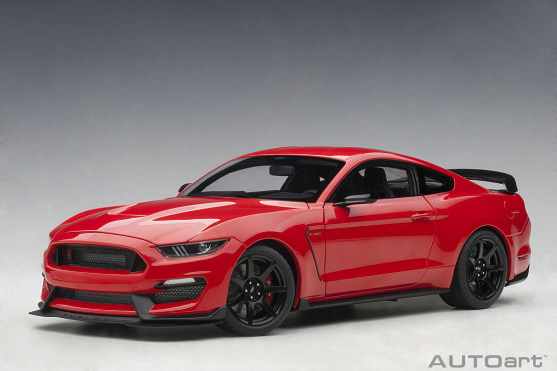 楽天市場】オートアート 1/18 フォード シェルビー GT350Rの通販 楽天市場】オートアート 1/18 フォード シェルビー GT350Rの通販