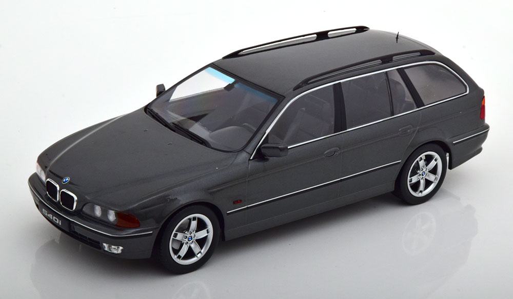 Rakuten - KK Scale 1/18 ミニカー ダイキャストモデル 1997年モデル BMW - 5-SERIES 540i (E39) TOURING SW STATION WAGON 1997 グレーメタリック