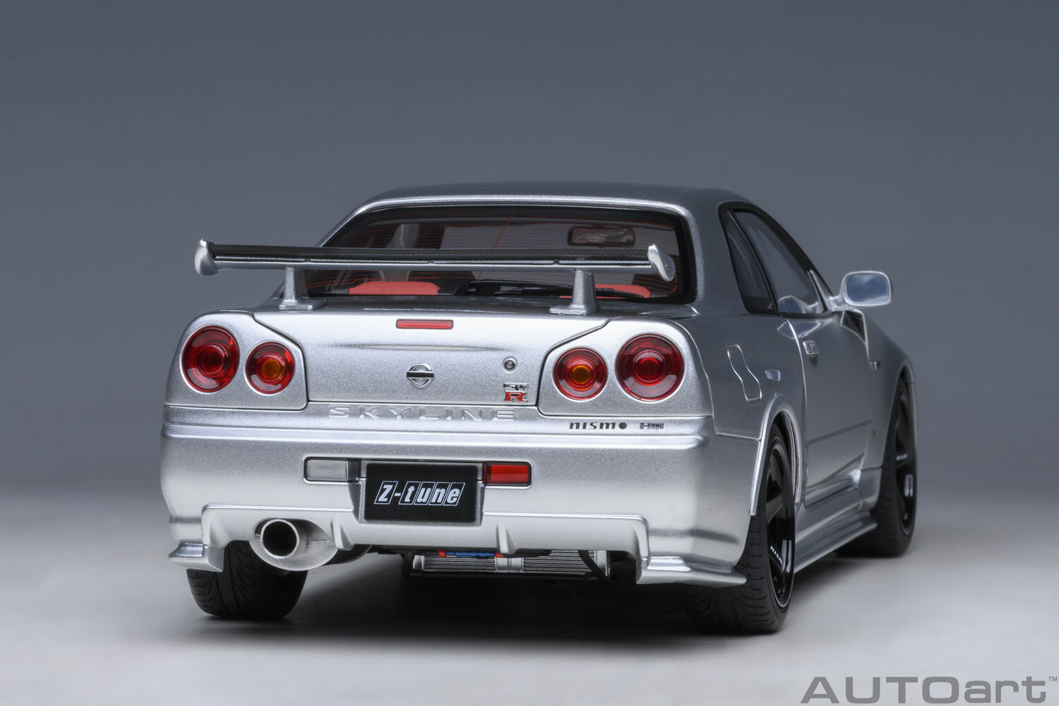 AUTOart オートアート 1/18 ミニカー コンポジットダイキャストモデル 2005年モデル 日産 Nismo R34 GT-R Z-Tune シルバー 3