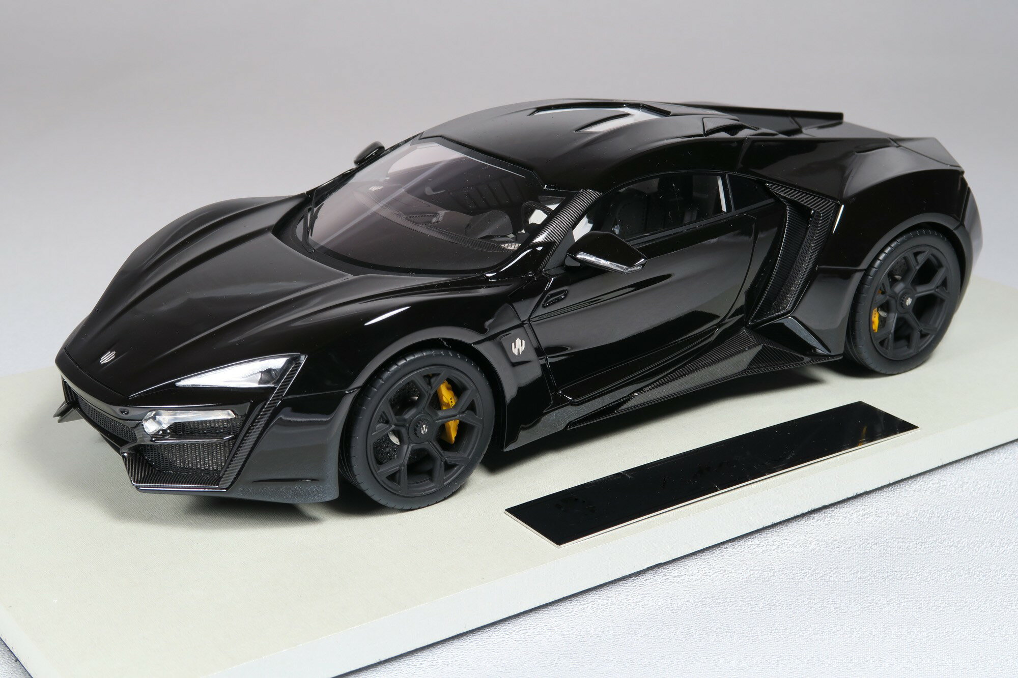 再再販! 楽天市場】ライカン 1/18の通販 ミニカー