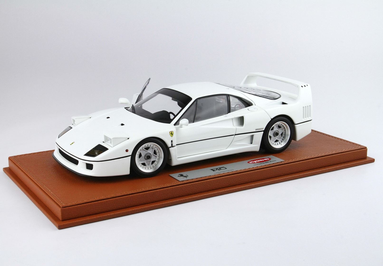 楽天市場】1/18 ferrari f40 whiteの通販 楽天市場】1/18 ferrari f40 whiteの通販