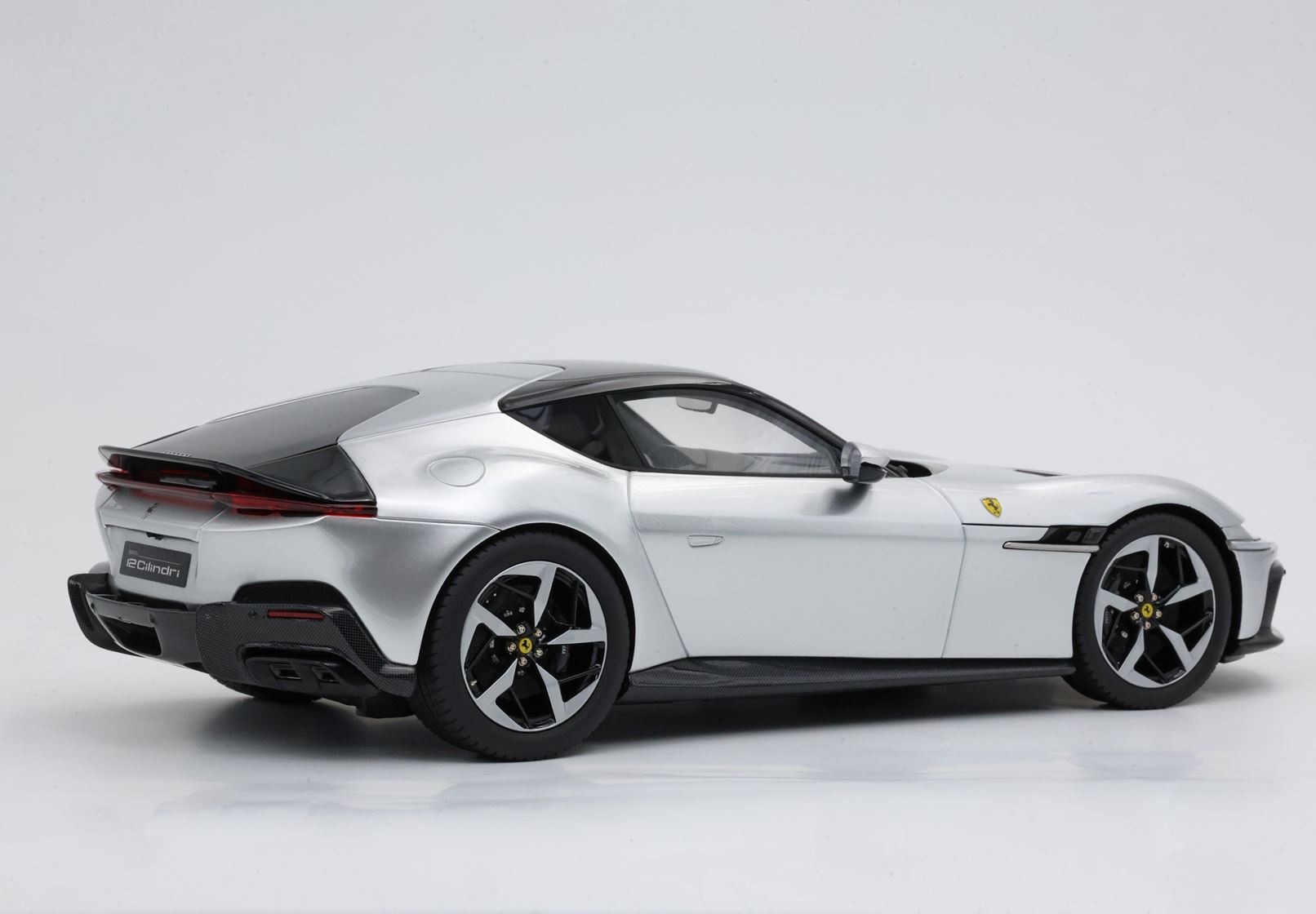 BBR 1/18 ミニカー レジン プロポーションモデル 2024年モデル フェラーリ Ferrari 12Cilindri Coupe Nurburgring Silver シルバーメタリック