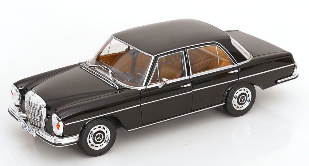 楽天市場】ミニカー 1/18 ベンツの通販