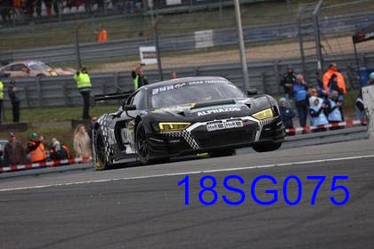 楽天市場】1／18 r8 スパークの通販