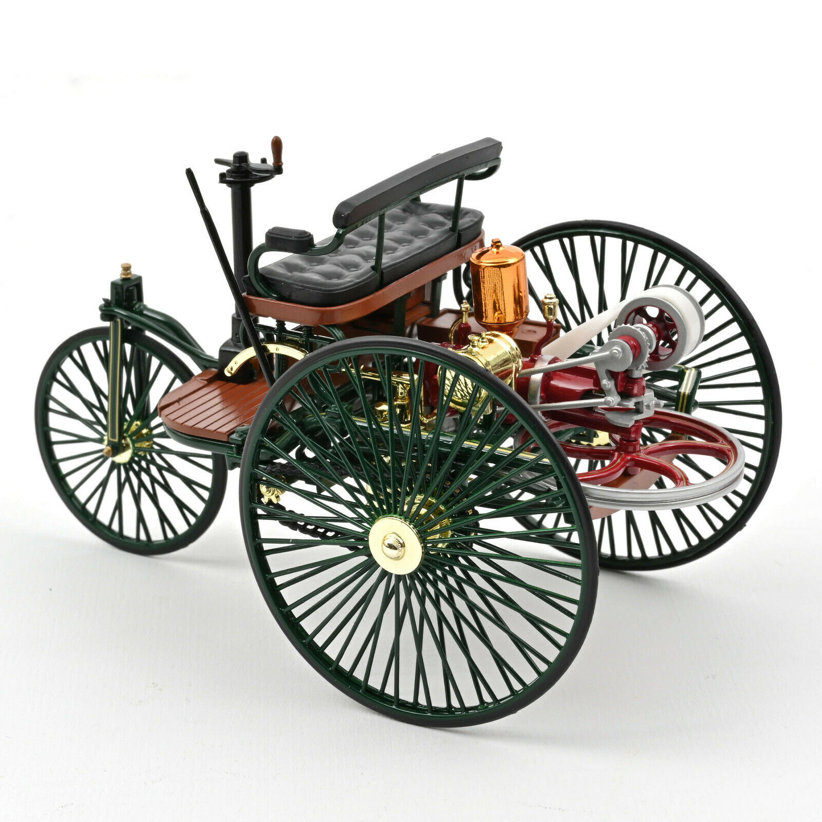 ディー・ティー・ダブリューのNorev ノレヴ 1/18 ミニカー ダイキャストモデル 1886年モデル メルセデスベンツ MERCEDES BENZ - PATENT MOTORWAGEN 1886｜アングル2