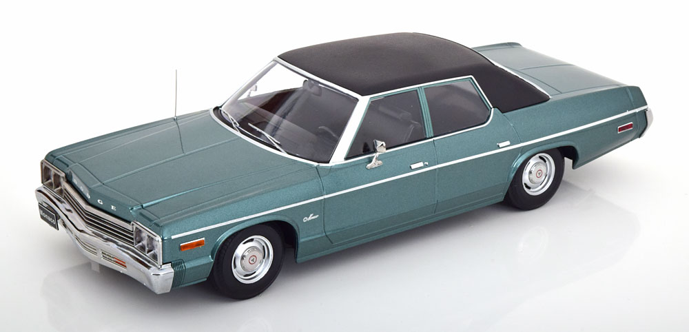 KK Scale 1/18 ミニカー ダイキャストモデル 1974年モデル ダッジ DODGE MONACO 1974 グリーンメタリック