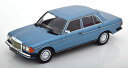 KK Scale 1/18 ミニカー ダイキャストモデル 1975年モデル メルセデスベンツ MERCEDES BENZ - E-CLASS 230E (W123) 1975 ライトブルーメタリック