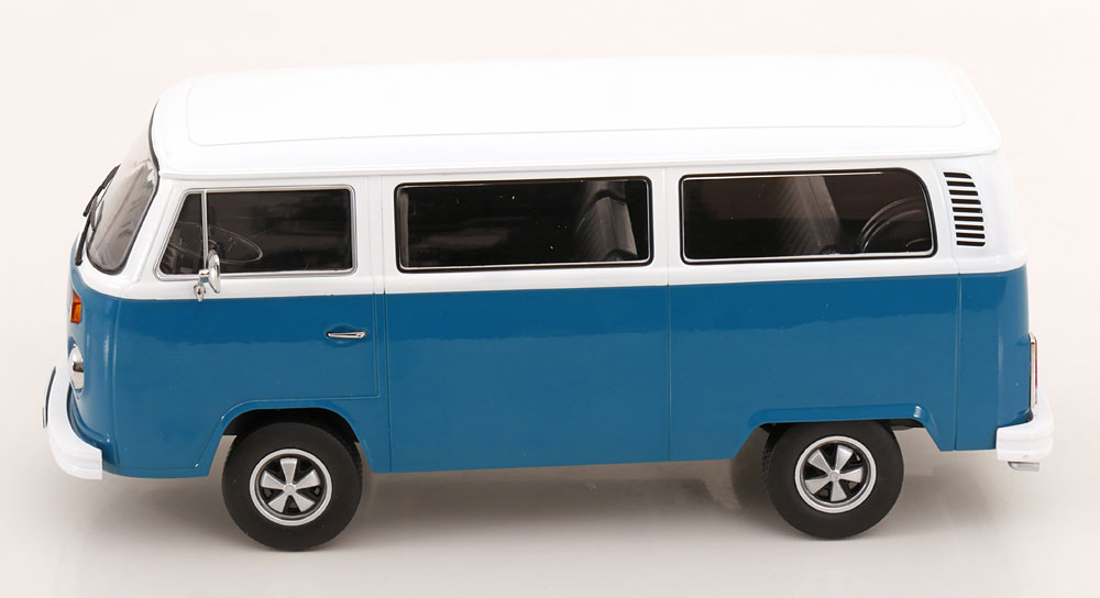 KK-Scale 1/18 ミニカー ダイキャストモデル 1972年モデル フォルクスワーゲン VOLKSWAGEN - T2b MINIBUS 1972 WITH FUCHS RIMS ブルー 3