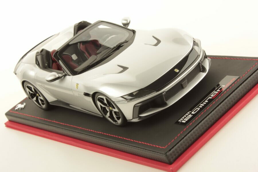 MR Collection 1/18 ミニカー レジン プロポーションモデル 2024年モデル フェラーリ 12チリンドリ FERRARI - 12 CILINDRI V12 830cv SPIDER OPEN 2024 - ARGENTO NURBURGRING シルバーメタリック