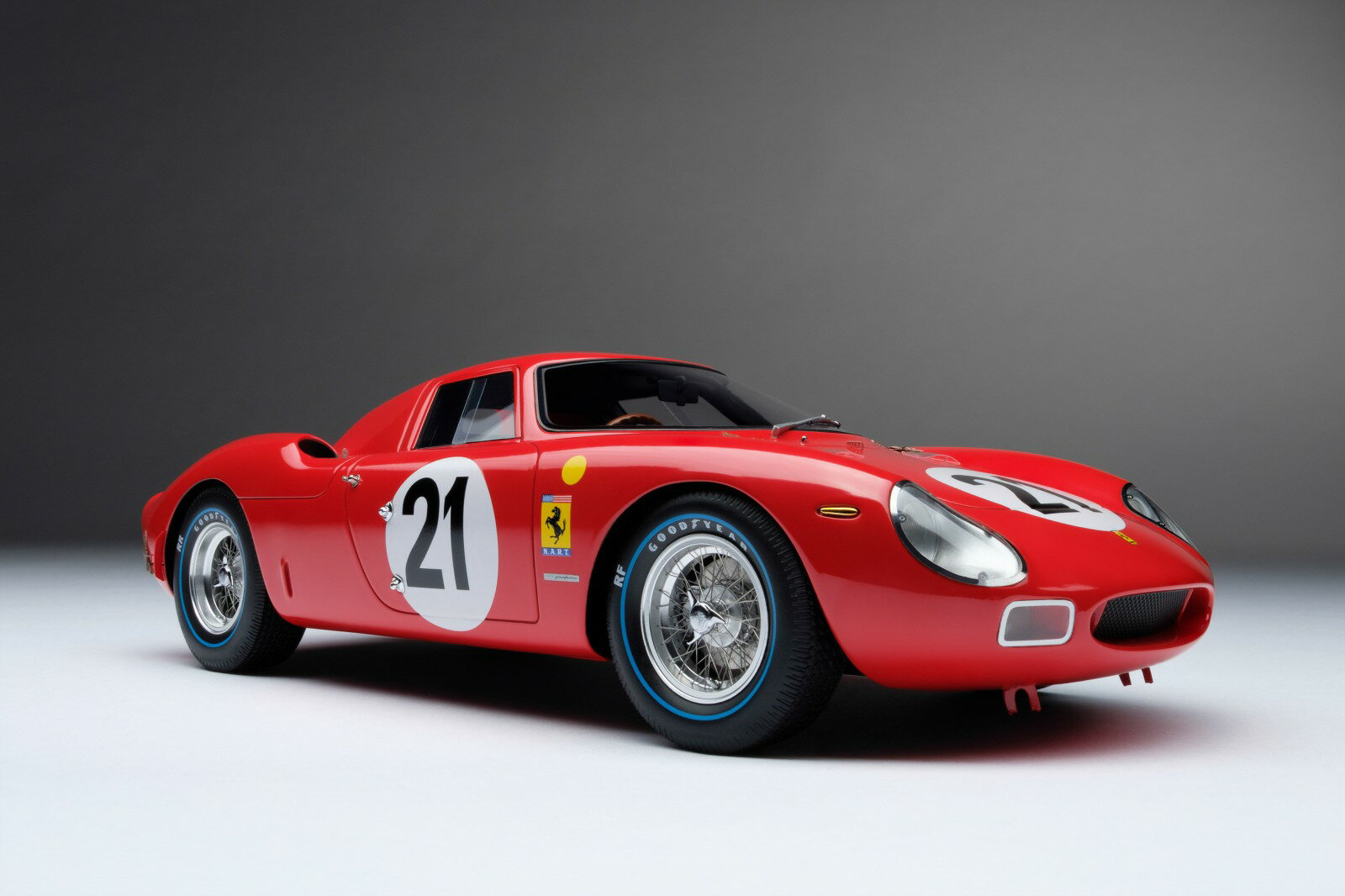 Amalgam Collection アマルガム・コレクション 1:18 1965年ルマン24時間優勝 フェラーリ　250 LM #21Ferrari 250 LM 1/18 Car #21 the overall winner of the 24 hours of Le Mans in 1965 driven by Jochen Rindt and Masten Gregory by Amalgam Collection