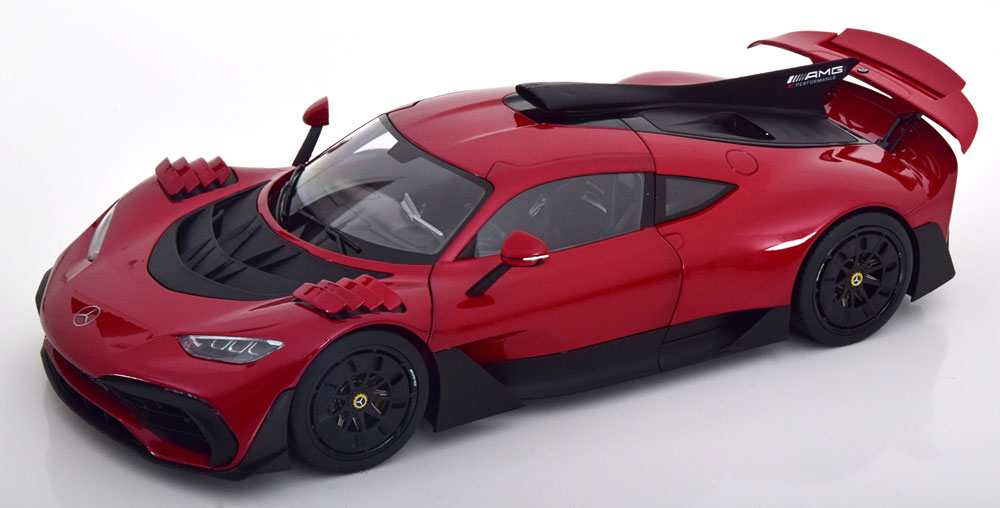 Rakuten - NZG 1/18 ミニカー ダイキャストモデル 2023年モデル メルセデスベンツ MERCEDES BENZ - ONE AMG (C298) 2023 PATAGONIA RED レッド