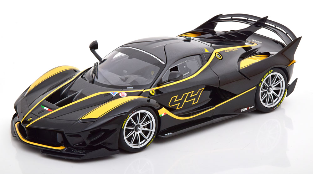 21春夏 r 1 18 ミニカー ダイキャストモデル 18年モデル フェラーリ Fxxk Fxx K Evo 短納期 早者勝ち