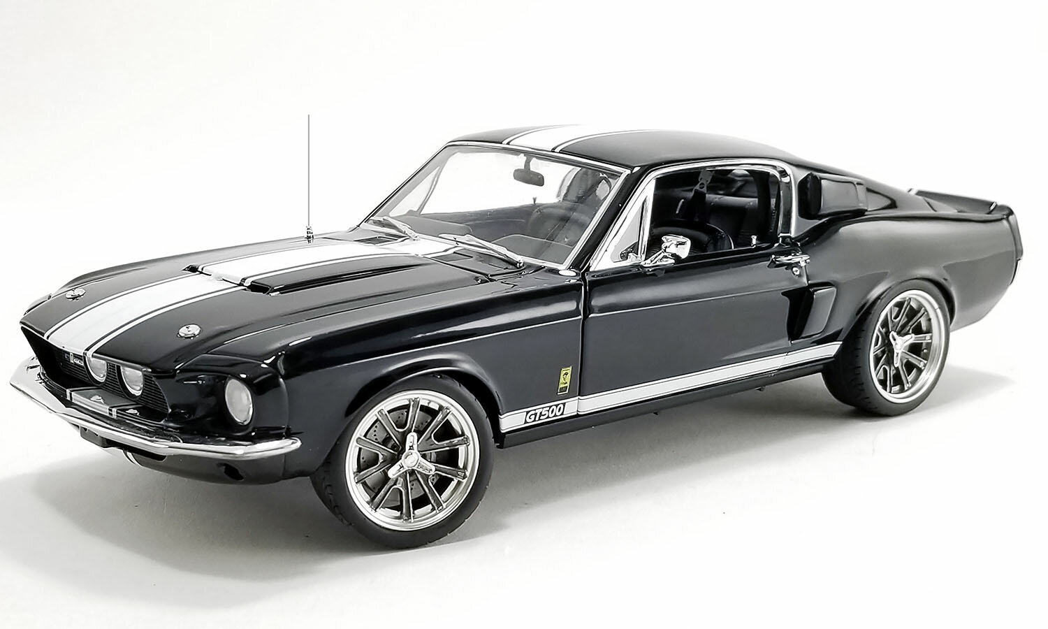 ACME 1/18 ミニカー ダイキャストモデル 1967年モデル シェルビー SHELBY GT500 RESTOMOD 1967- WAR HORSE ブラックメタリック ホワイトストライプ