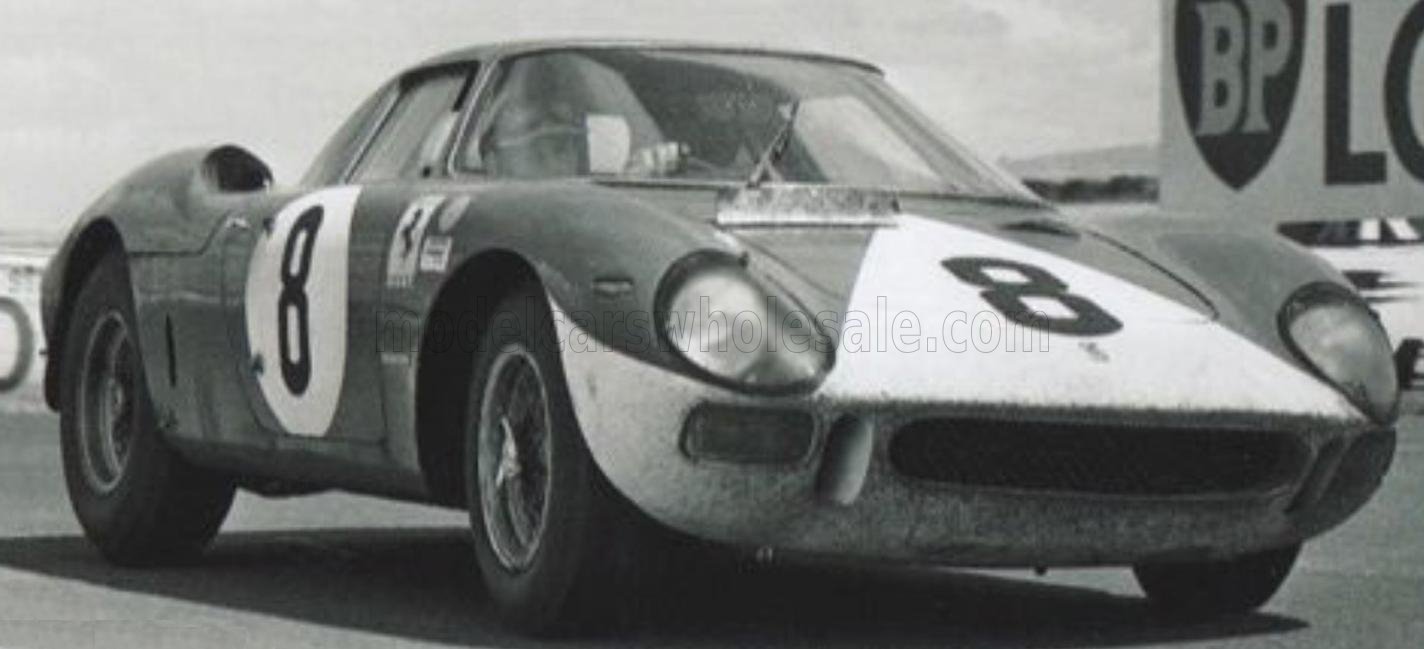 CMC 1/18 ミニカー ダイキャストモデル 1964年フランス 12 Hours of Reims フェラーリ FERRARI - 250LM ch. n5909 No.8 12h REIMS 1964 JOHN SURTEES - LORENZO BANDINI グリーン