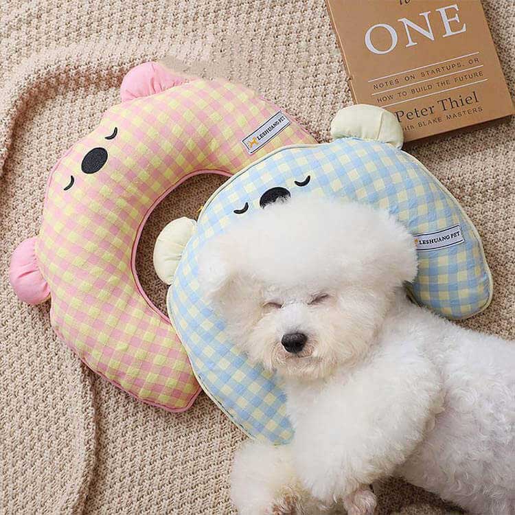 du-mit楽天市場店の犬 いぬ まくら 猫 クッション イヌ マット ベッド 介護用品 老犬 小型犬 寝たきり 介護用 介護 ぬいぐるみ クッション あご ネコ 犬用 猫用 可愛い チェック柄 留守番 おもちゃ 枕 ペットホテル 枕 枕 犬 猫用品 犬用品 中型犬 ペット用品 ギフト プレゼント｜アングル3