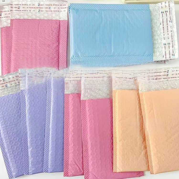 11×15cm かわいい 100枚セット クッション封筒 緩衝材入り 発送用袋 封かんテープ...